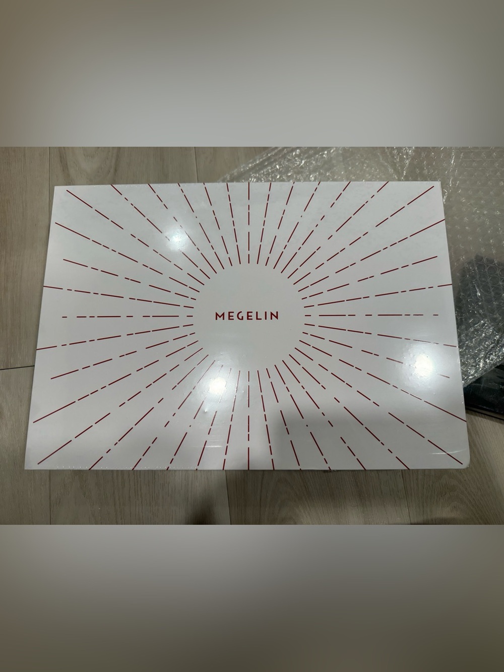 Megelin Red Light Therapy Mask